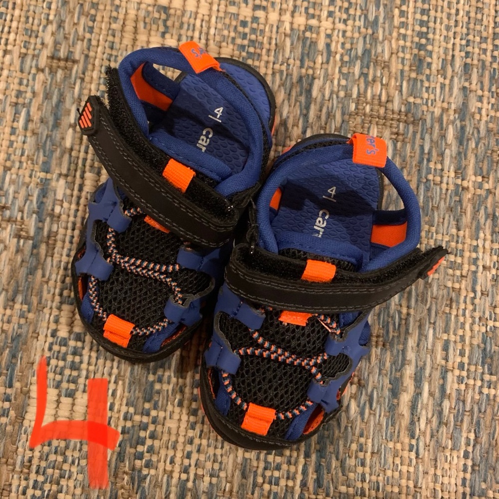 Toddler closed toe sandals